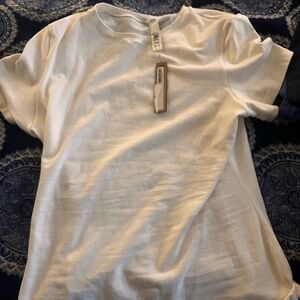 SKIMS NWT cotton jersey t shirt 🤍